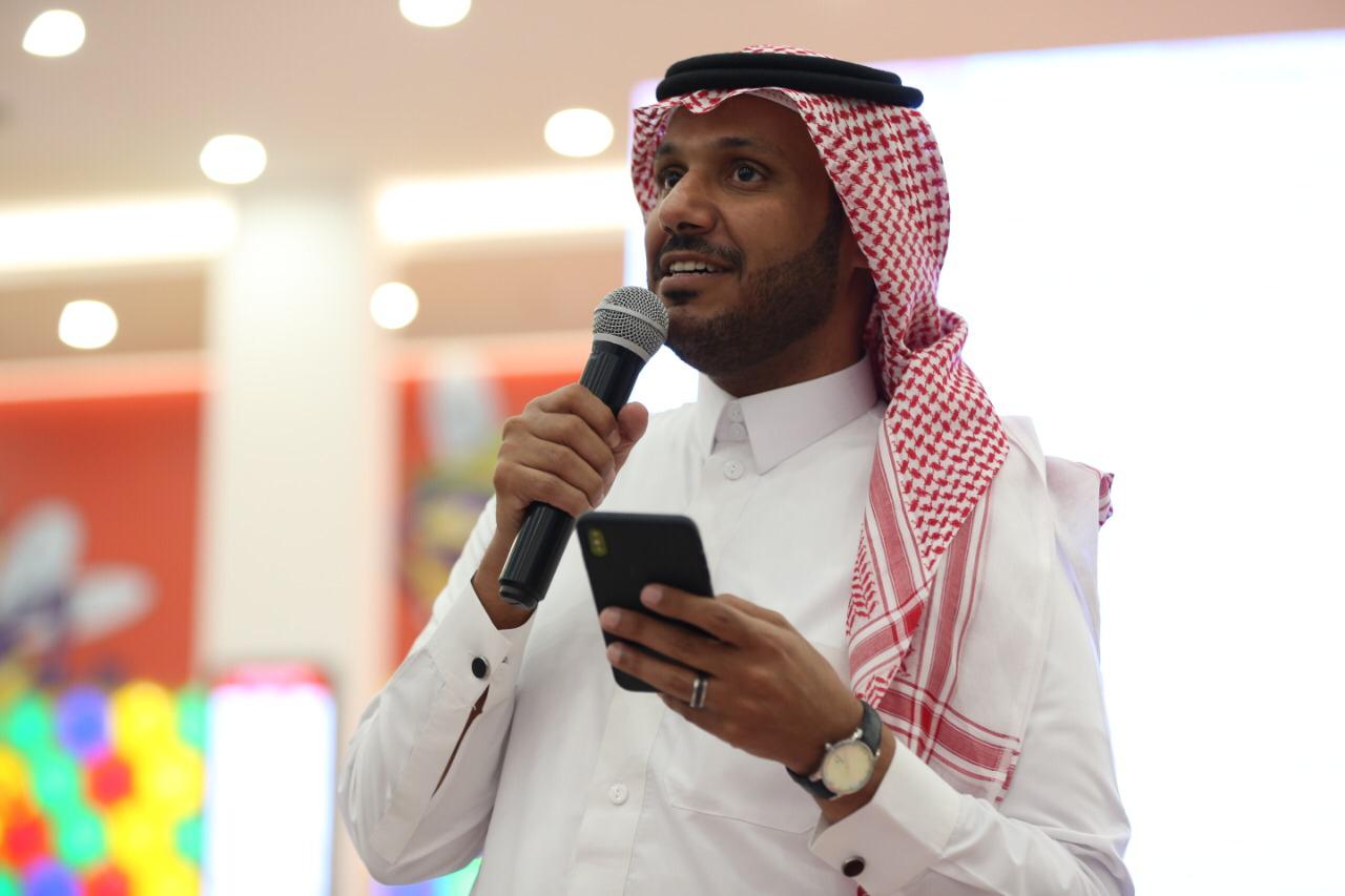 قسم الأدب يحتفي باليوم العالمي للغة العربية بمبادرة (عربي أنا)